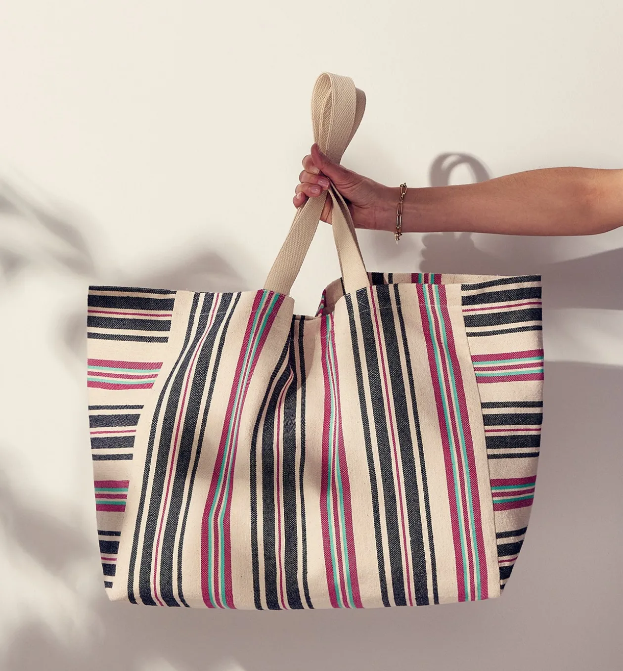 Promod Maxi sac de plage rayé - Rayures multicolores Rayuresmulticolores Outlet