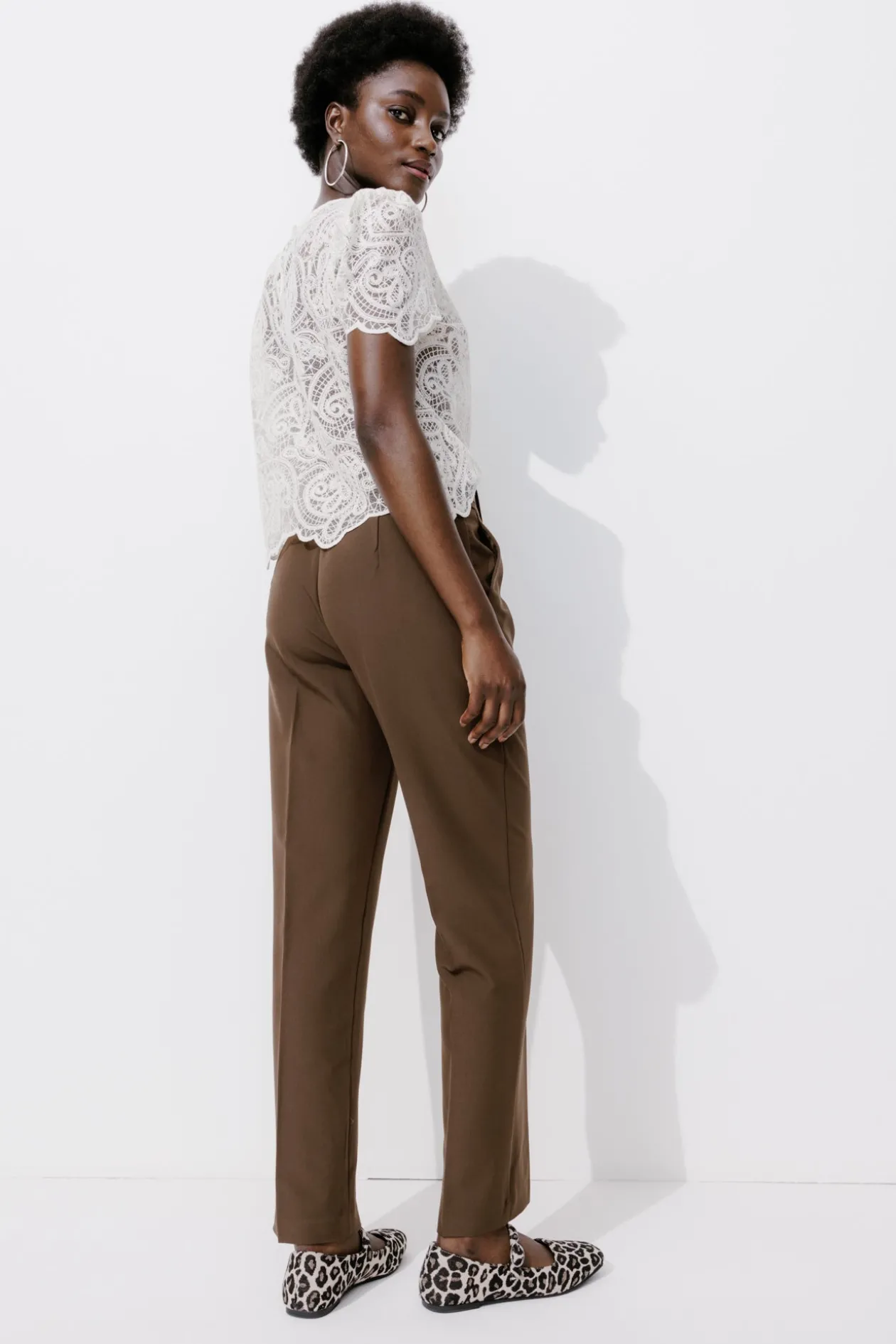 Promod Pantalon carrot Femme - Marron Shop