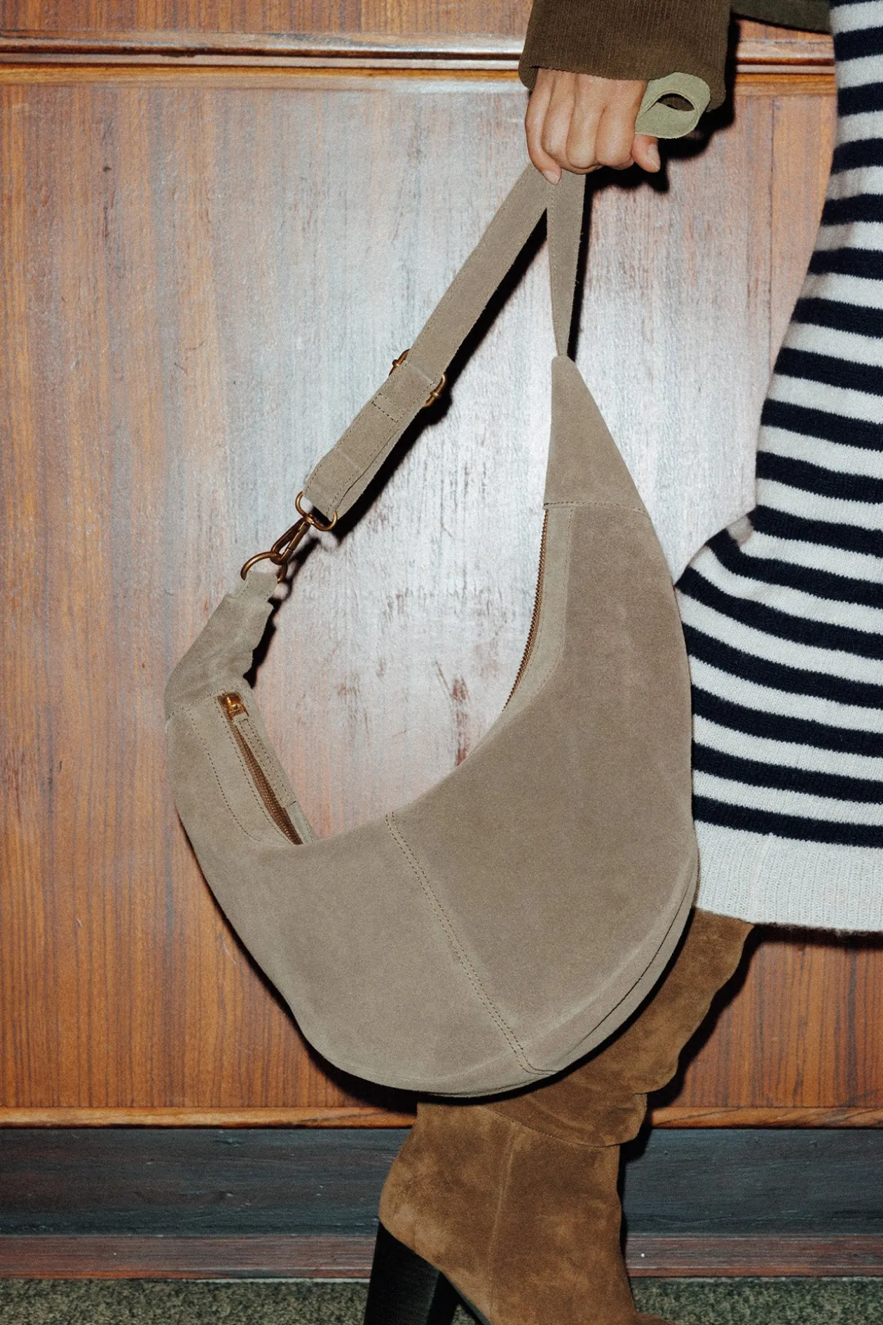 Promod Sac croissant en cuir Femme - Kaki Fashion